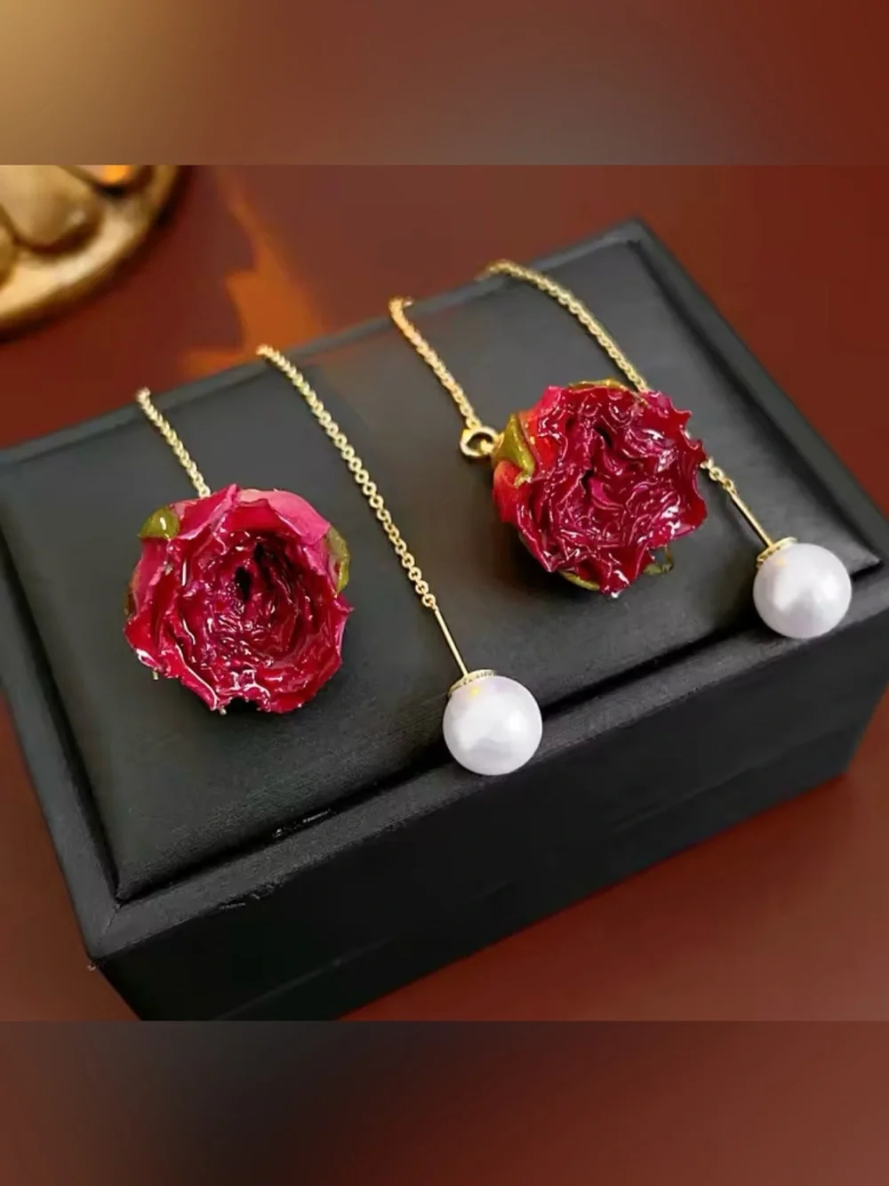 Gold tone Red Rose earrings - Picture 3 of 7